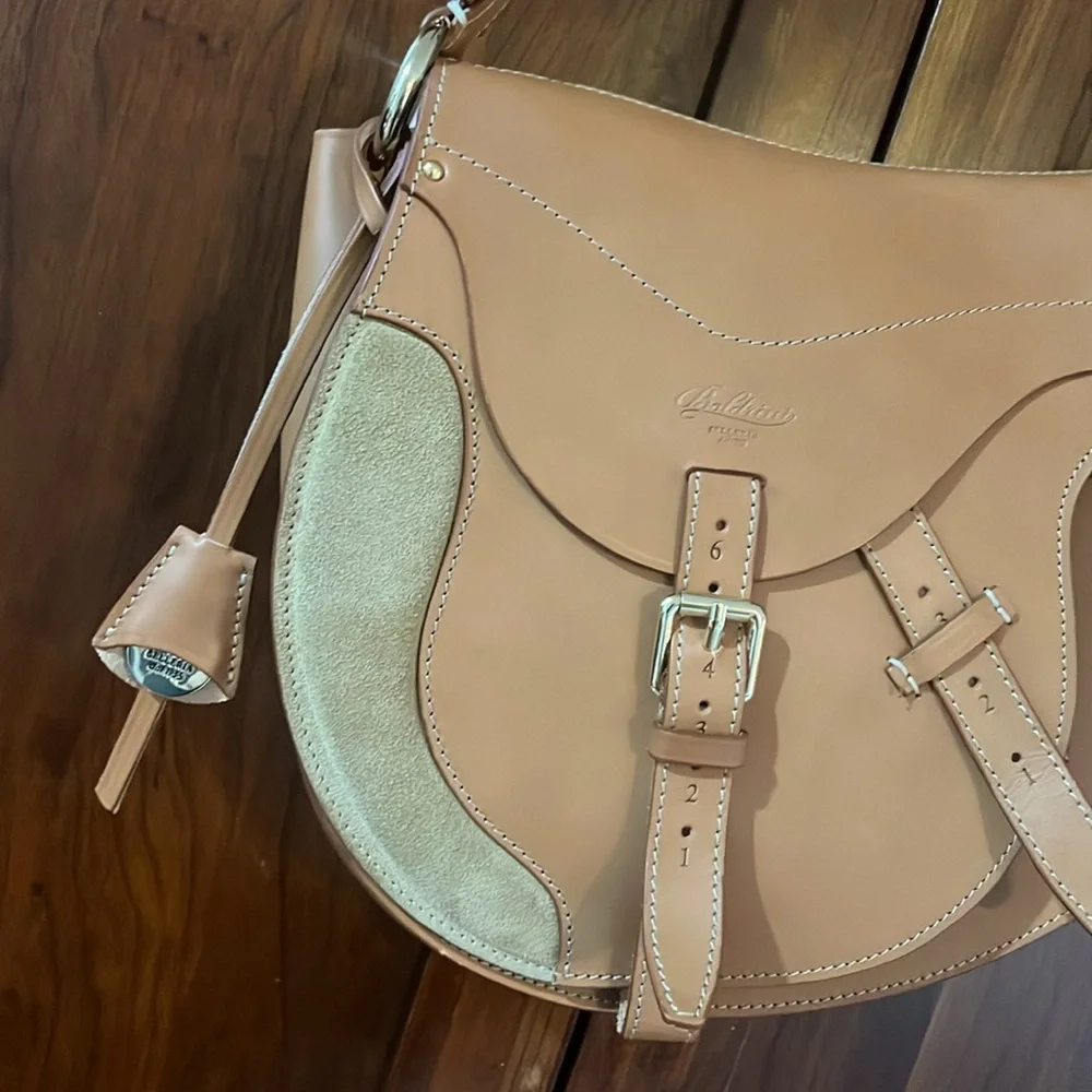 Saddle Tan Leather Women's Bag - Picture 3 of 10